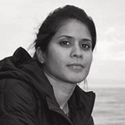 Dr. Asha de Vos